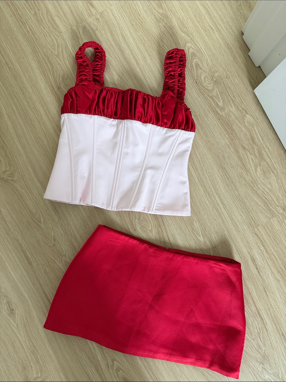 Cherie Attire Set - Picture 4 of 5